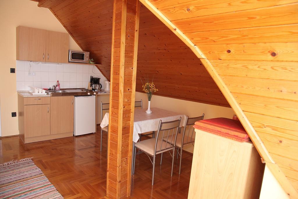 Andrea Apartmanhaz Balatongyörök エクステリア 写真