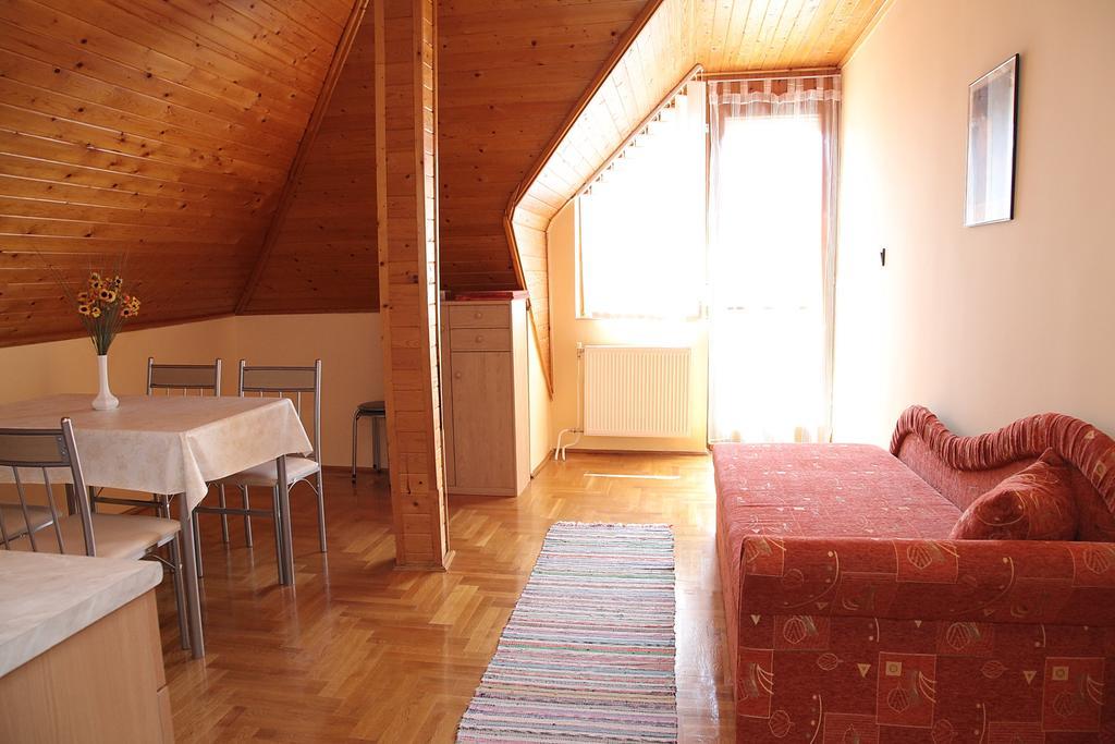 Andrea Apartmanhaz Balatongyörök エクステリア 写真