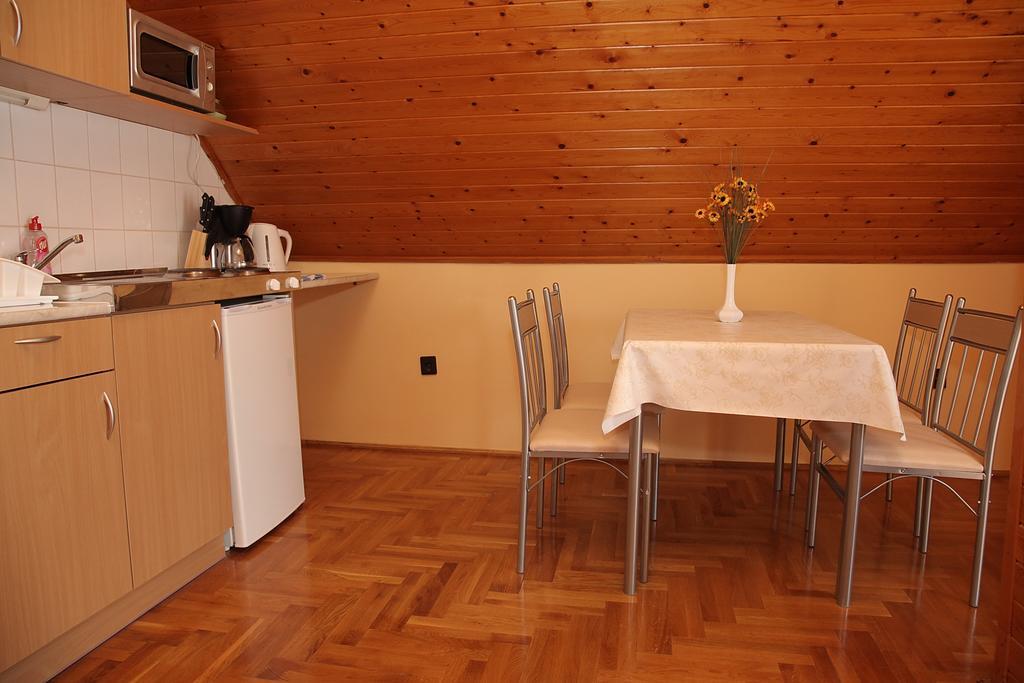 Andrea Apartmanhaz Balatongyörök エクステリア 写真