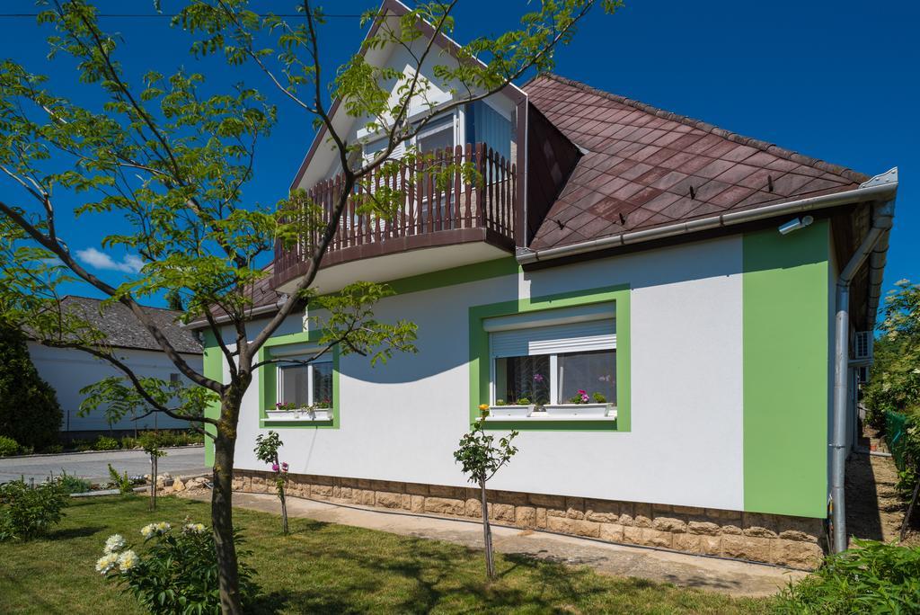 Andrea Apartmanhaz Balatongyörök エクステリア 写真